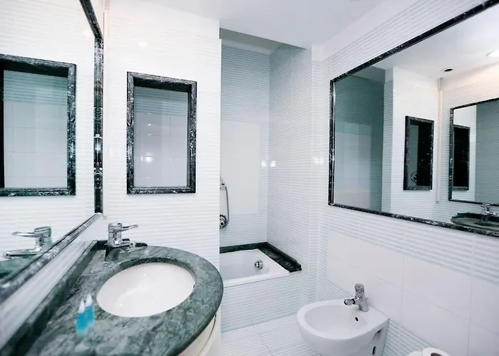 Blue Navona Two Bedroom רומא